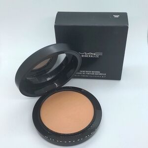 MAC Medium Dark Skinfinish Natural MINERALIZE BRAND NEW BOXED